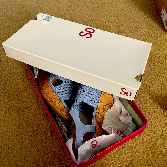 Super cute pastel wedges perfect for spring - Picture 11 of 11